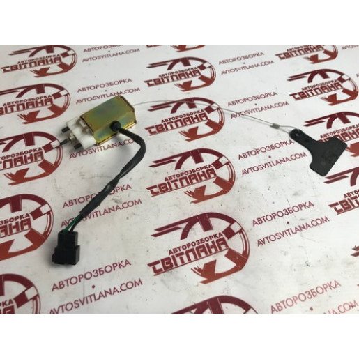 Замок лючка топливного бака Kia Sorento 2002-2009 815603E000